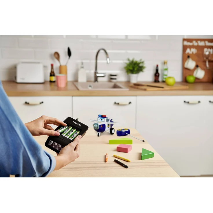Varta LCD Smart-Plus Rundzellen-Ladegerät inkl. Akkus NiMH Micro (AAA), Mignon (AA) – Bild 6
