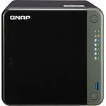 QNAP TS-453D-4G 32TB 4 Bay Desktop NAS Lösung | Installiert mit 4 x 8TB Western Digital Red Festplatte