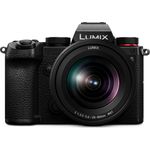 Panasonic Lumix DC-S5 Vollformat-Systemkamera (24,2 MP, 4K/60 fps Video, 5-Axchsen-Gehäusestabilisierung, 3 Zoll Touch-Display, High-Speed Autofokus, OLED-Sucher), schwarz inkl. Panasonic Lumix S Ultra 20-60mm f3.5-5.6