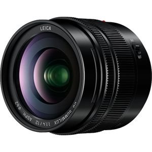 Bild für Panasonic H-X012E LEICA DG SUMMILUX Weitwinkel 12 mm F1.4 ASPH. Objektiv (Festbrennweite 24mm KB, Staub--Spritzwasserschutz)