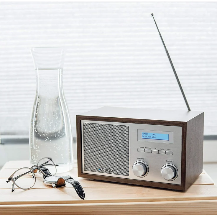 Blaupunkt RXD-180-WN Retro-Radio mit UKW (FM), Streaming, Netzbetrieb, braun, silber – Bild 2