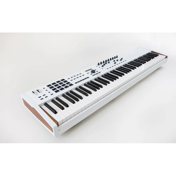 Arturia KeyLab 88 MKII – Bild 1