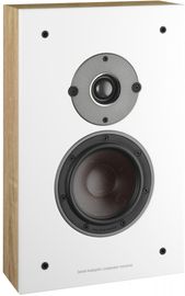 Dali Oberon On-Wall Eiche hell