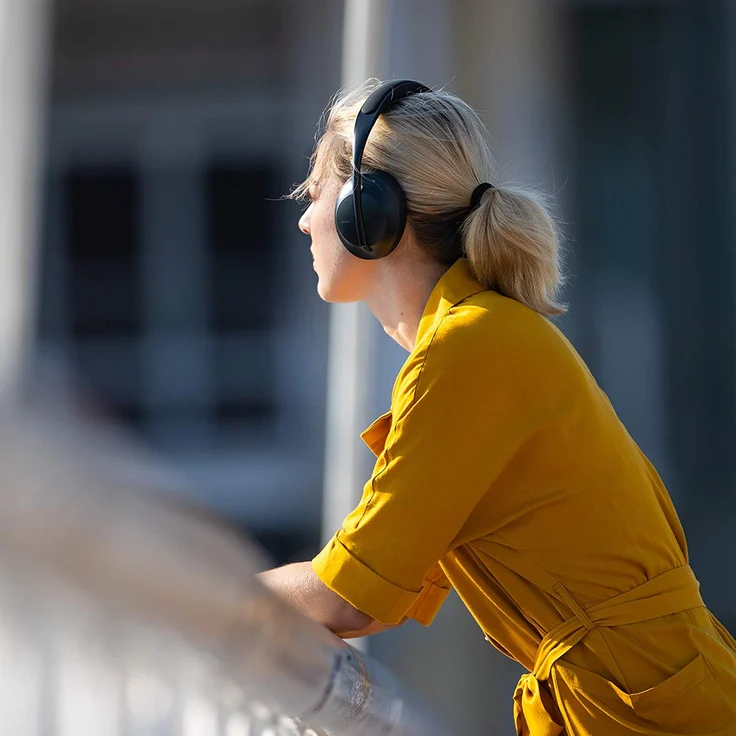 Bose Noise Cancelling Headphones 700 mit Alexa-Integration Over-Ear-Kopfhörer mit Bluetooth, Mikrofon, Noise Cancelling, schwarz – Bild 9