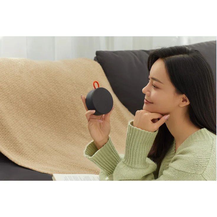 Xiaomi Mi Tragbarer Bluetooth-Lautsprecher, Spritzwasserschutz (IP67), 10 Stunden Akkulaufzeit, grau (BHR4802GL) – Bild 7