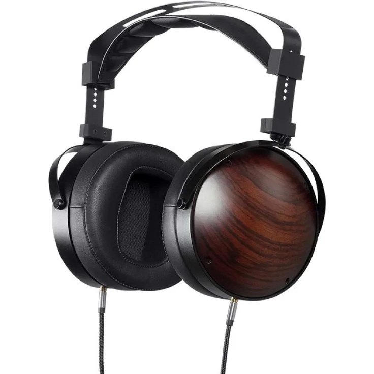 Monolith M1060C Over-Ear-Kopfhörer mit geschlossener Rückseite