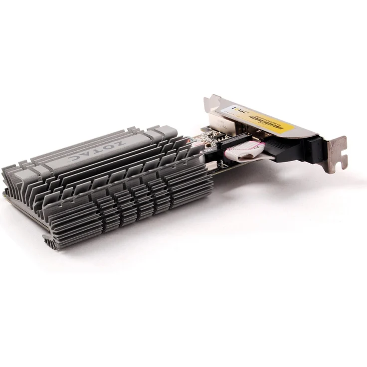 Zotac GeForce GT 730 Zone Grafikkarte (NVIDIA GT 730, 4GB DDR3, 64bit, Base-Takt 902 MHz, 1,6 GHz, DVI, HDMI, VGA, passiv gekühlt) – Bild 4