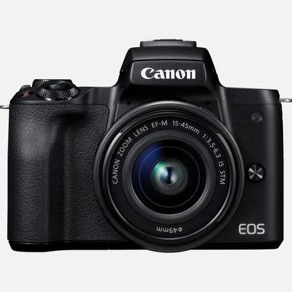 Canon EOS M50 spiegellose Systemkamera mit Objektiven EF-M 15-45mm IS STM + EF 50 1.8 STM + EF Adapter (24,1 MP, 7,5 cm (3 Zoll) Touchscreen LCD, Display, Digic 8, 4K Video, OLED EVF, WLAN, Bluetooth), schwarz