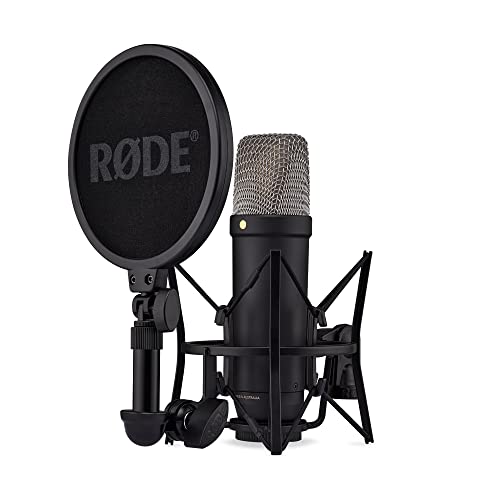 RØDE NT1 5. Generation Großmembran-Kondensatormikrofon mit XLR- und USB-Ausgängen, Stoßdämpferhalterung und Popschutzfilter für Musikproduktion, Gesangsaufnahmen und Podcasts (Schwarz)