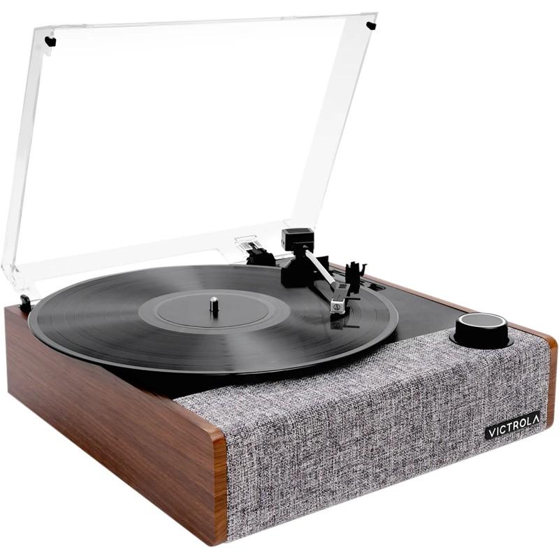 Victrola Eastwood II, halbautomatischer Plattenspieler mit Bluetooth, in Braun, inklusive Staubschutzdeckel