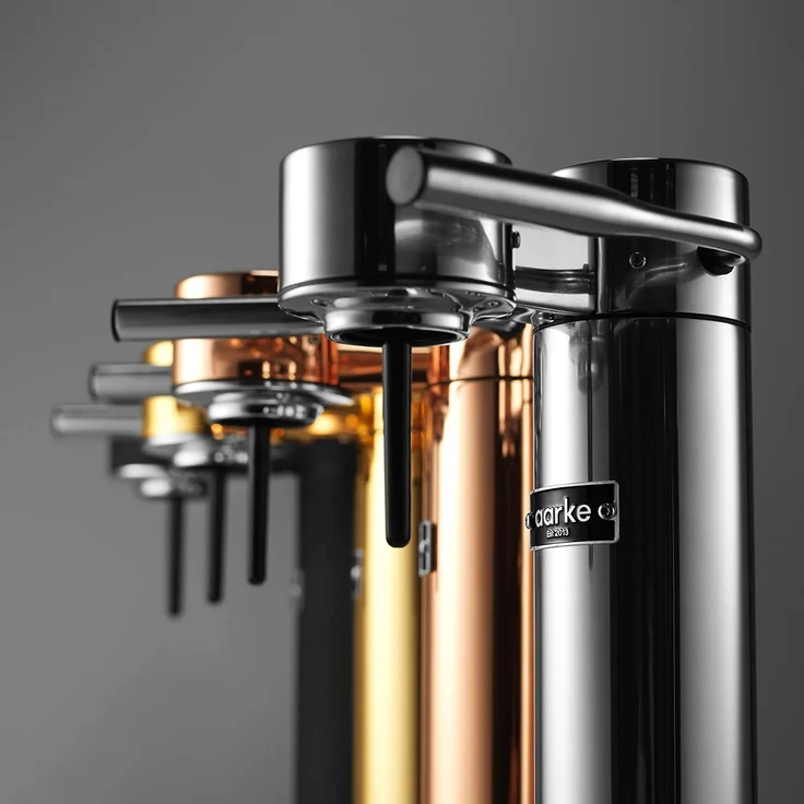 Aarke Carbonator II Wassersprudler, Edelstahl Gehäuse, inkl. 0,8L PET-Flasche (BPA frei), kompatibel mit handelsüblichen 60L CO2 Zylindern, Schwarz matt – Bild 5
