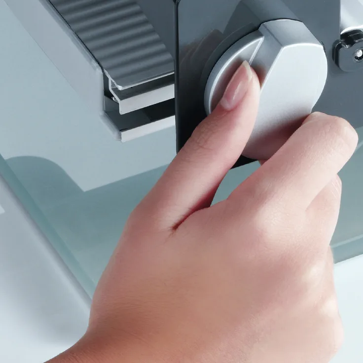 Graef M20EU Allesschneider 170W, inkl. MiniSlice-Aufsatz, Moment- und Dauerschalter, 170 mm, glattes, durchgehärtetes Vollstahlmesser, 20 mm Schnittstärke, Edelstahl, silber 