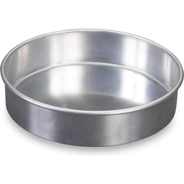 Nordic Ware 46900 Natural Aluminum Commercial Round Layer Cake Pan Baking Essentials, 9, Silver