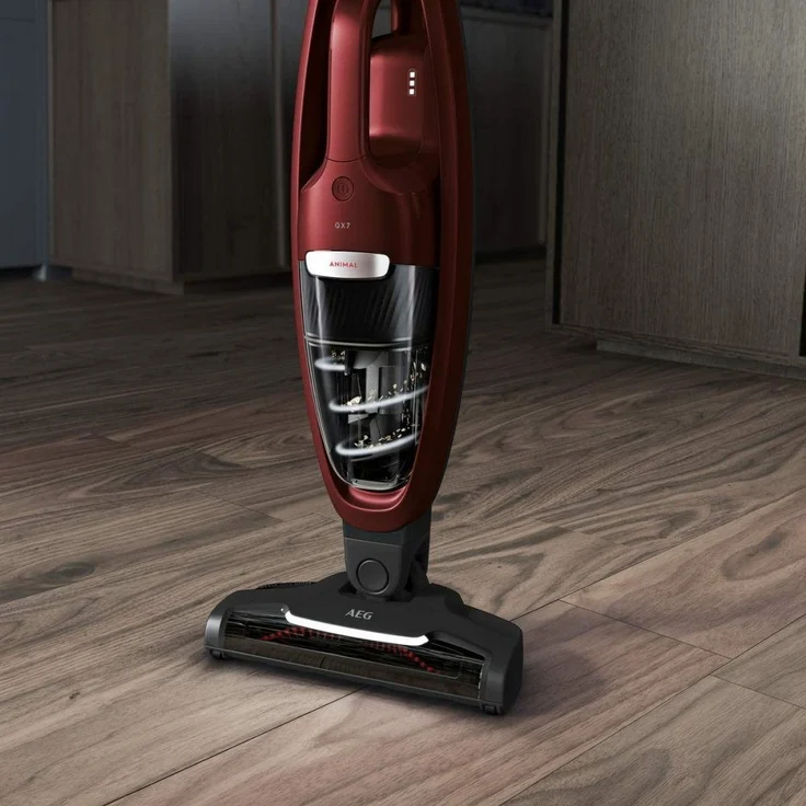 AEG QX7-1ULTAT Ultimate Handstaubsauger, 50 min Akkubetrieb, Bürstenreinigungsfunktion, Power Softrolle, freistehend, chili red metallic – Bild 6