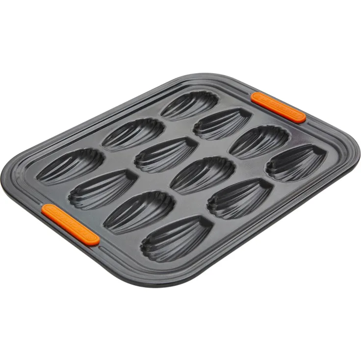 Le Creuset Antihaft Madeleine-Form, Für 12 Stück, PFOA-frei, Sauerteigbeständig, Aus Karbonstahl gefertigt, Anthrazit-Orange