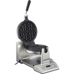 Gastroback 42419 Design Waffeleisen Advanced EL, integrierte Heizelemente, 950 Watt Hochleistungsthermostat für luftig, leichte Waffeln, Metall, metallic