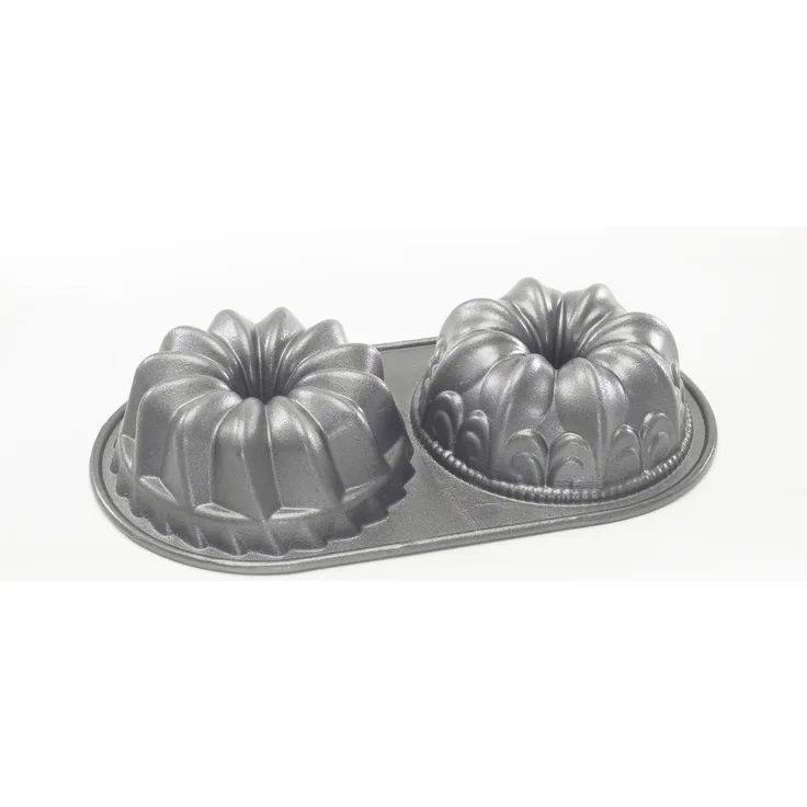 NordicWare pro-cast Bundt Duet Pan