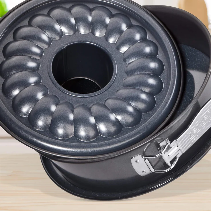 Zenker Springform Ø 26 cm DELUXE, Backform mit le-Versiegeltem Flach- und Rohrboden aus Stahlblech, runde Kuchenform mit extra hohem Rand (Farbe: Schwarz metallic), Menge: 1 Stück – Bild 3