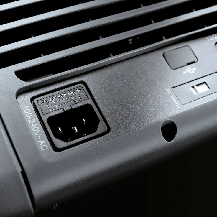 Dometic CoolFreeze CFX 50W, elektrische Kompressor-Kühlbox-Gefrierbox, 46 Liter, 12-24 V und 230 V für Auto, Lkw, Steckdose, Energieklasse B, mit WLAN + USB Anschluss, grau – Bild 4