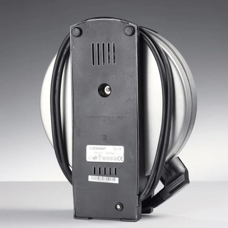 Cloer 285 Hörnchenautomat für hauchdünne, knusprige Hörnchen - 800 W - Backfläche 15 cm Durchmesser - schwere Backplatten - stufenlos wählbarer Bräunungsgrad - Signalton - Edelstahlgehäuse – Bild 6