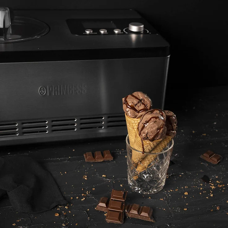 Princess 282604 Deluxe Eismaschine, 180W, 3 Leistungsstufen, Kühlkompressor, 2L, für Eiscreme, Frozen Joghurt, Sorbets und Granita, silber – Bild 6