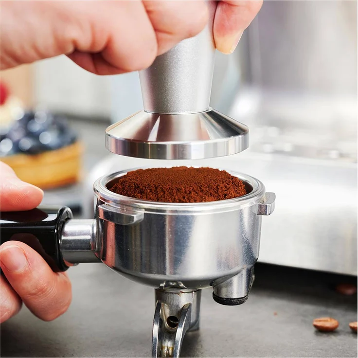 Gastroback Design Espresso Barista Pro Espressomaschine mit integriertem Mahlwerk, schwarz + Edelstahl – Bild 7