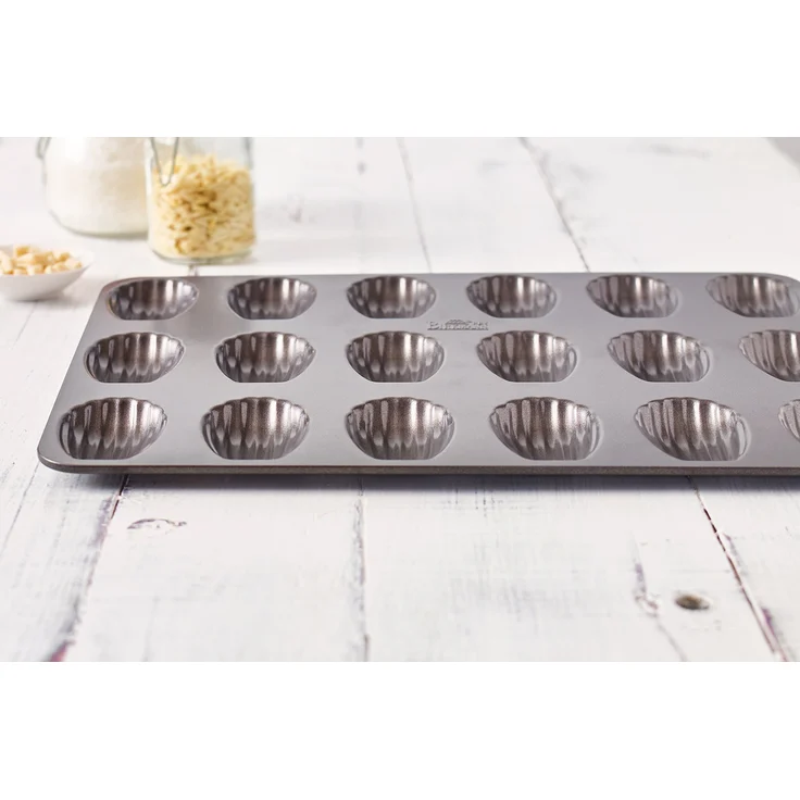RBV Birkmann 881525, Easy Baking, Bärentatzen--Madeleine-Form, 18-fach