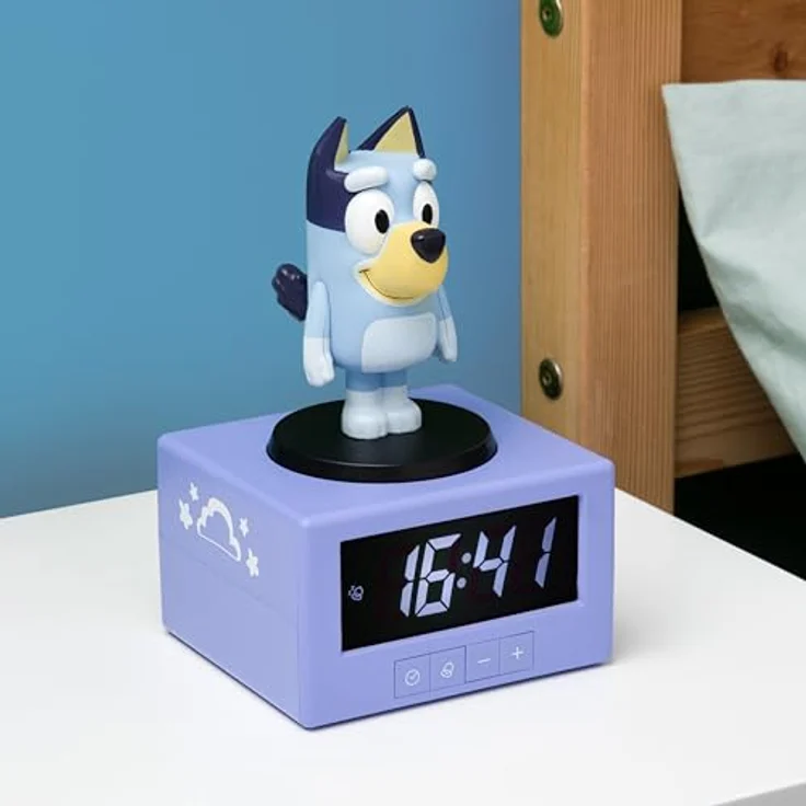 Paladone Bluey Kinderwecker, Digitaler Wecker mit Nachtlichtfunktion und Snooze Modus, batteriebetrieben – Bild 4