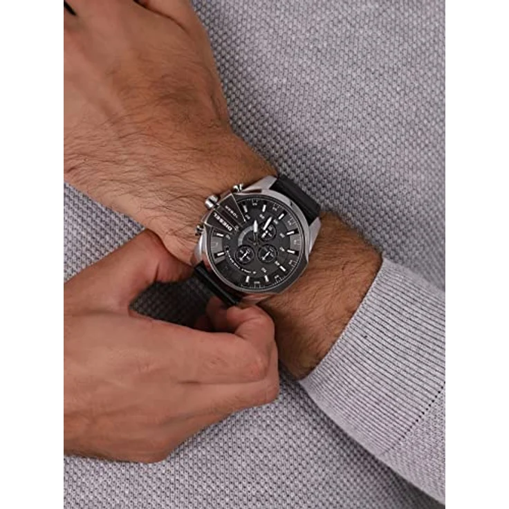 Diesel Herrenuhr Mega Chief, Chronographenwerk, 51 mm silberfarbenes Edelstahlgehäuse mit Lederarmband, DZ4559, Schwarz – Bild 4