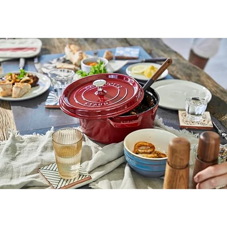 STAUB Gusseisen Bräter-Cocotte, rund 24cm, 3,8L, bordeauxrot – Bild 5