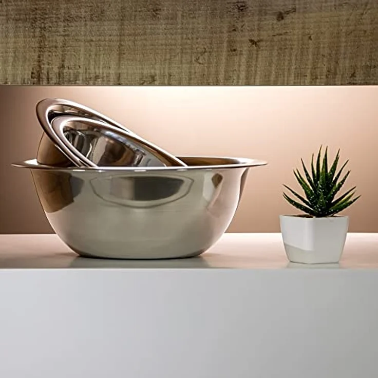com-four® 3-teiliges Edelstahlschüssel-Set, hochwertig und dekorativ, in 3 Größen (Ø 18/20/24 cm), spülmaschinengeeignet, silberfarben – Bild 3