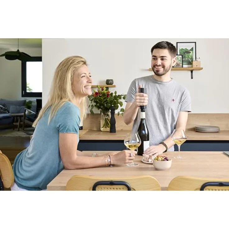 PEUGEOT PRESERVE, Elektrische Vakuumpumpe für Wein, 14 cm, schwarz, langlebiges ABS-Gehäuse, effektiver Aromaschutz – Bild 3