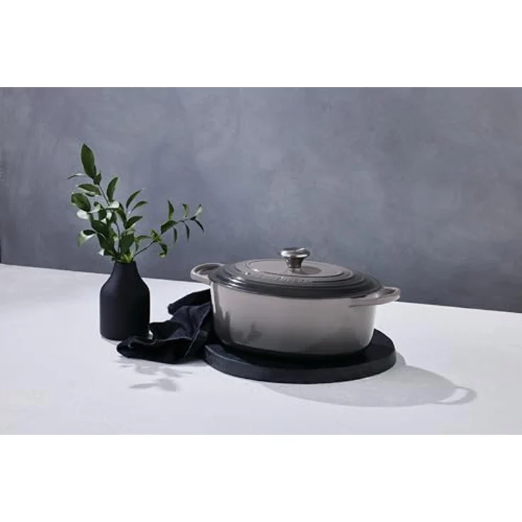 Le Creuset Signature Gusseisen-Bräter mit Deckel, Ø 29 cm, Oval, Für alle Herdarten und Induktion geeignet, Volumen: 4,7 l, Flint – Bild 7