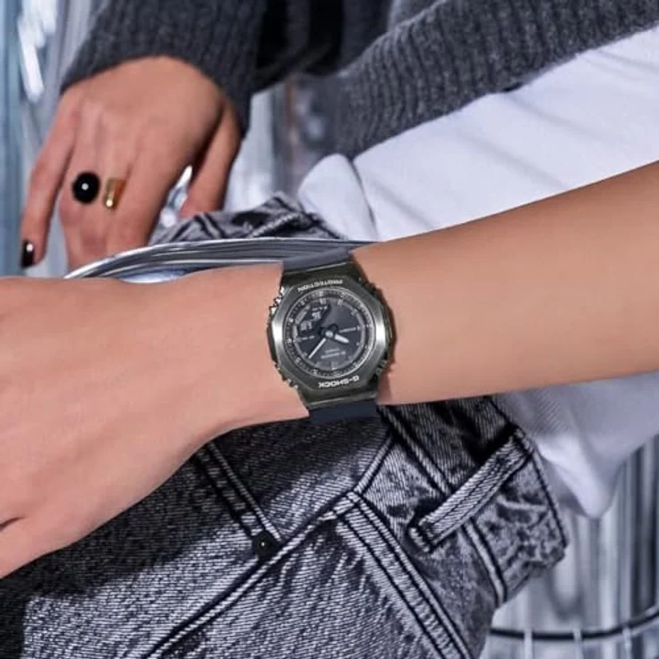 Casio G-Shock Classic Damenuhr GM-S2110B-8AER, Schwarz, analog-digital, Quarzwerk, mit Stoppuhr, Alarm und Beleuchtung – Bild 6