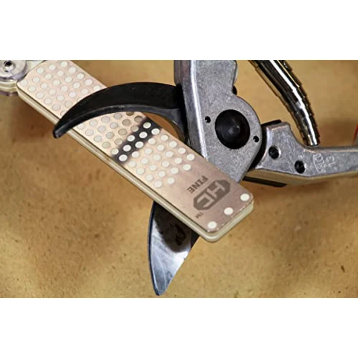 DMT Diafold®-Schärfstein doppelseitig, mit feiner/extrafeiner Hardcoat™-Oberfläche, speziell für Keramikmesser, 1 Stück, FWMEF-H, 24,1 x 12,7 x 8,3 cm – Bild 3