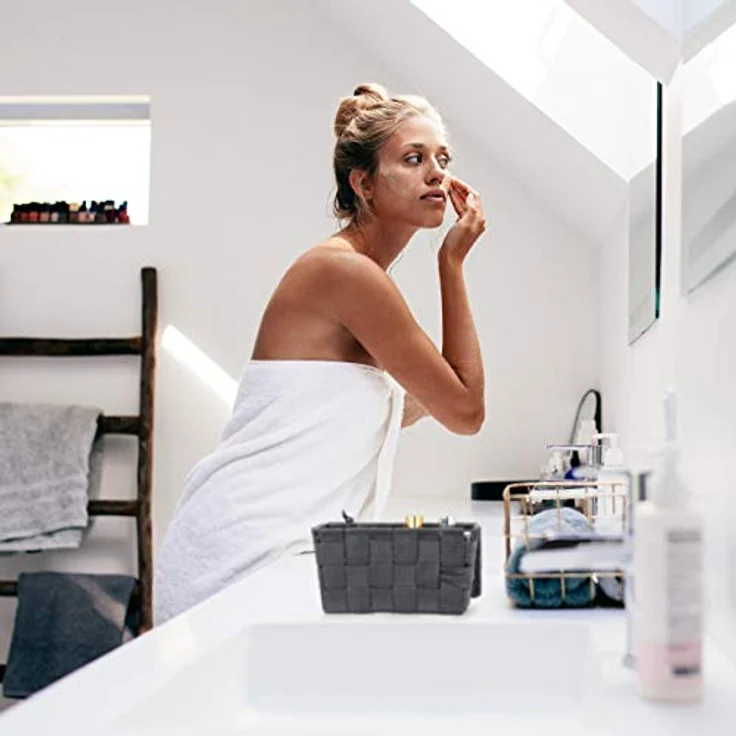 Relaxdays Aufbewahrungskorb mit Deckel, Flechtoptik, Bad Organizer HxBxT: 10,5 x 19,5 x 14,5 cm, Kunststoff, weiß – Bild 3