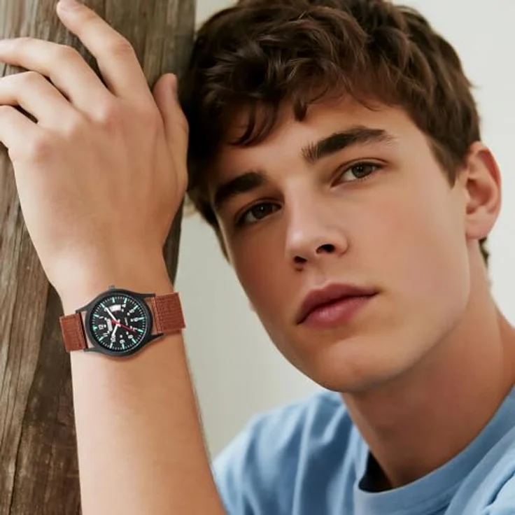 JewelryWe Militär Herrenuhr, Leuchtende Kalender Analog Quarz Armbanduhr mit Braunem Nylonarmband, Spritzwassergeschützt, 12/24-Stunden Zifferblatt, Schwarz – Bild 2