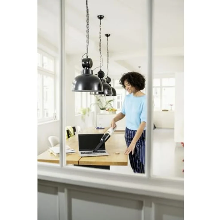 KÄRCHER Akku-Handstaubsauger CVH 3 PLUS, beutellos, kompakter und leichter Krümelsauger mit 2-in-1-Fugendüse, 70 W – Bild 6