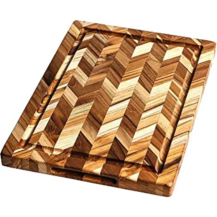 Teakhaus Herringbone Schneidebrett Holz mit Saftrille M | 36 x 25 x 2,5 cm | FSC-zertifiziertes Teak Holz, robust, pflegeleicht, Fischgrätmuster