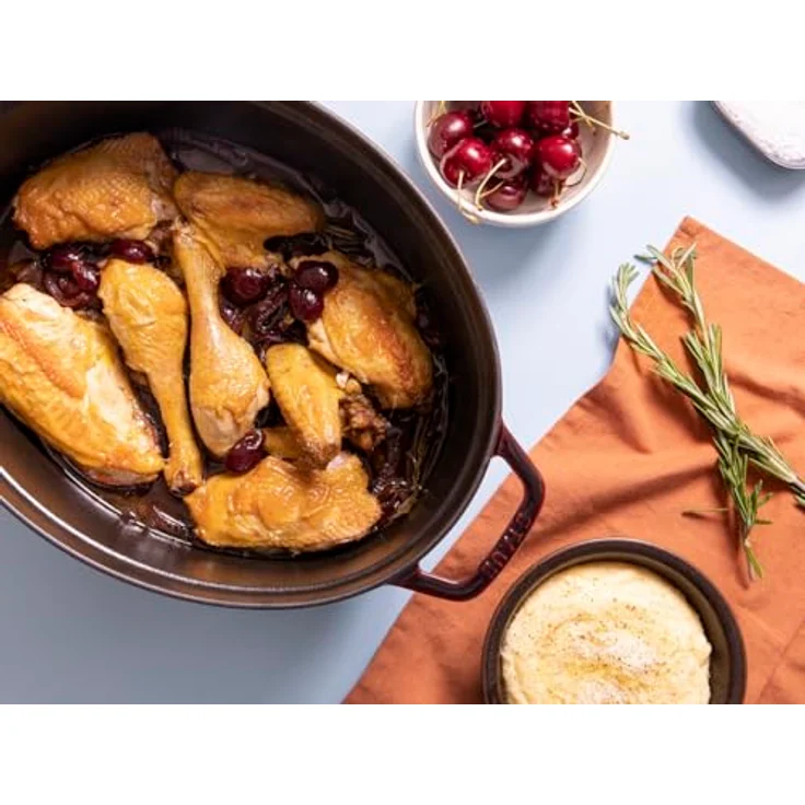 Staub 1103387 Cocotte-Bräter, oval mit Deckel 33 cm, 6,7 L, mit mattschwarzer lierung im Inneren des Topfes, grenadine – Bild 9