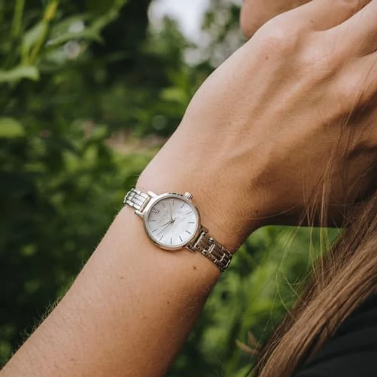 HOLZKERN Damenuhr Quarz Skadi, Edelstahl Armband und Gehäuse, perlmutt Zifferblatt, analog, silberfarben – Bild 4