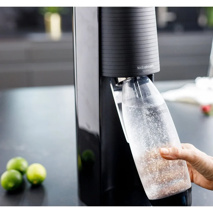 SodaStream Terra Wassersprudler, Vorteilspack mit 3 PET-Flaschen, CO2-Zylinder 60L schwarz – Bild 4