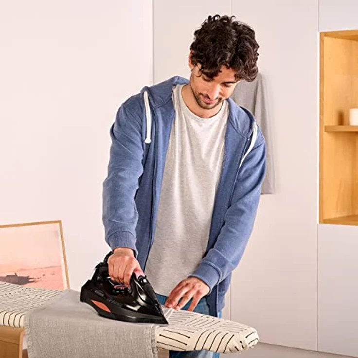Black + Decker BXIR300E Dampfbügeleisen, 3000 W, Keramik, Schwarz – Bild 3