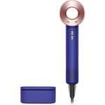 Dyson Supersonic HD07 Haartrockner, 1600 Watt, Ionen-Technologie, 1600 Watt, Geschenkedition, inkl. Aufbewahrungsbox aus Leder, 5 Stylingdüsen, Generation 2022, violettblau, rosé