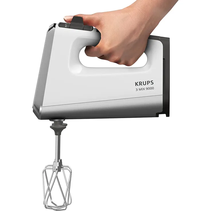 Krups GN912111 3 Mix 9000 Handmixer, 750 Watt, stufenlos regelbar, Turbotaste, Auswurffunktion, inkl. Schneebesen, Knethaken, Pürierstab-Aufsatz, Messbecher, weiß, silber – Bild 5