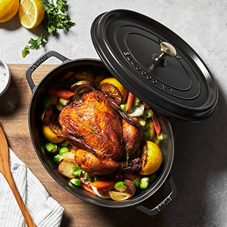 Staub 1104125 Cocotte-Bräter, oval mit Deckel 41 cm, 12,0 L, mit mattschwarzer lierung im Inneren des Topfes, schwarz – Bild 6