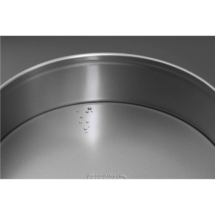 Kaiser Inspiration Springform 26 cm rund, Flachboden, runde Backform, antihaftbeschichtet, auslaufsicher, mit Rezept – Bild 2