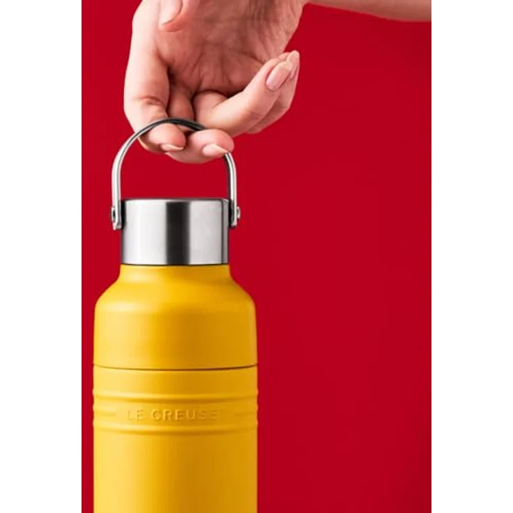 Le Creuset On The Go Thermoskanne, Edelstahl, 500 ml, rot, doppelwandige Vakuumisolierung, hält Getränke bis zu 12 Stunden heiß und 24 Stunden kalt – Bild 5