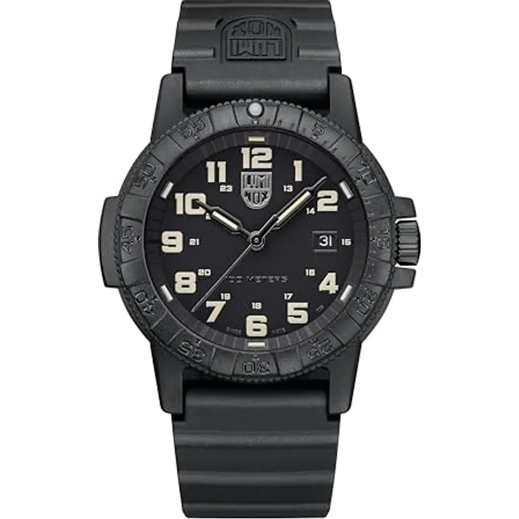 Luminox Herren Analog Quarz Uhr mit Kunststoff Armband XS.0330, schwarzes Gehäuse, wasserdicht bis 100m, schweizer Technologie