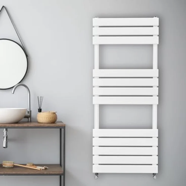Monster Shop Flacher Handtuchheizkörper 1200mm x 450mm | Glänzend Weiß Kohlenstoffstahl | Hohe Wärmeleistung 1892 BTU, Leiterdesign mit 12 Paneelen | Inkl. Reinigungsbürste, Befestigungsset & Halterungen – Bild 4